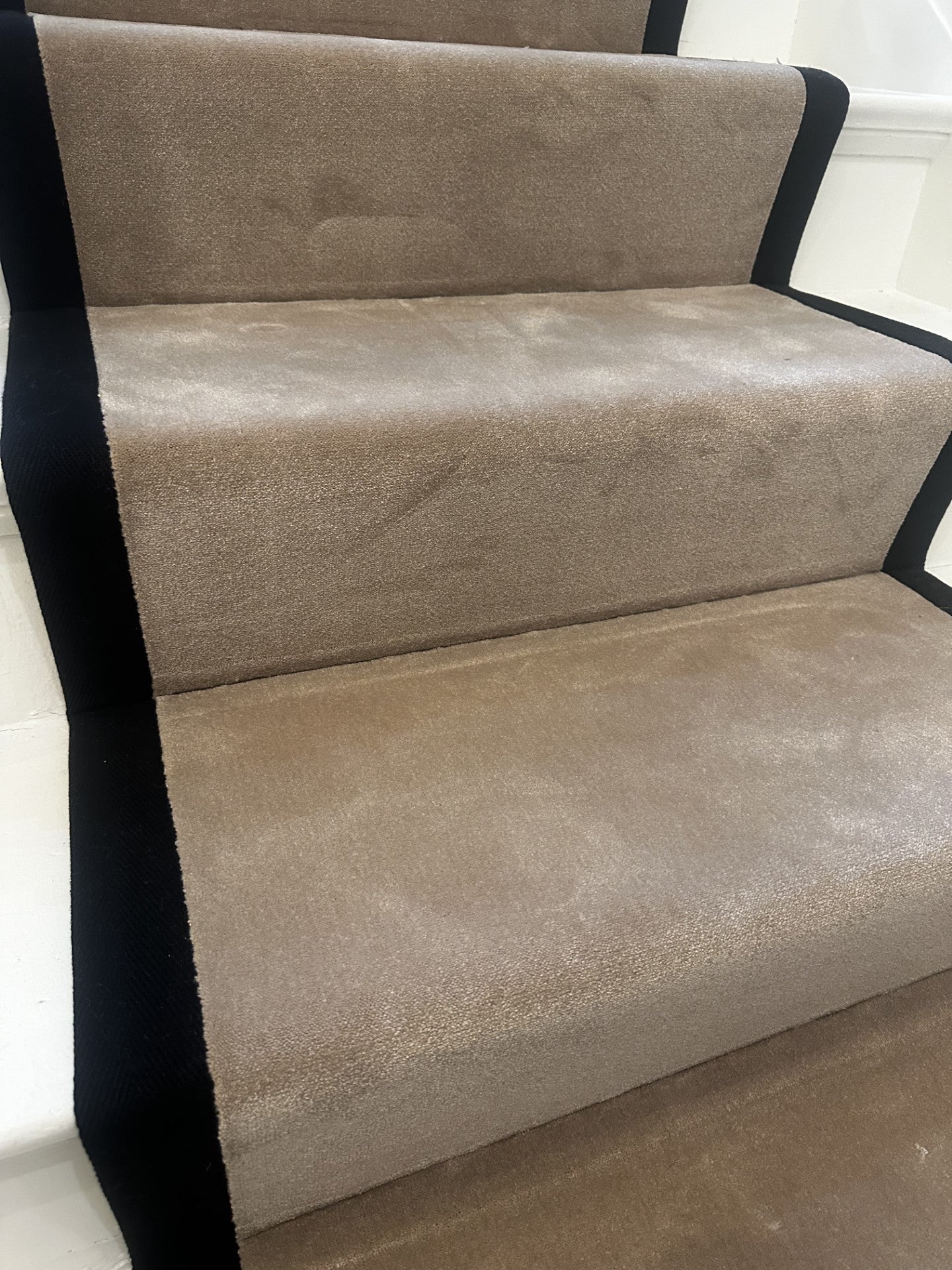 Stair Runner - Cambria Faux Silk (Black Edging) 100% Nylon